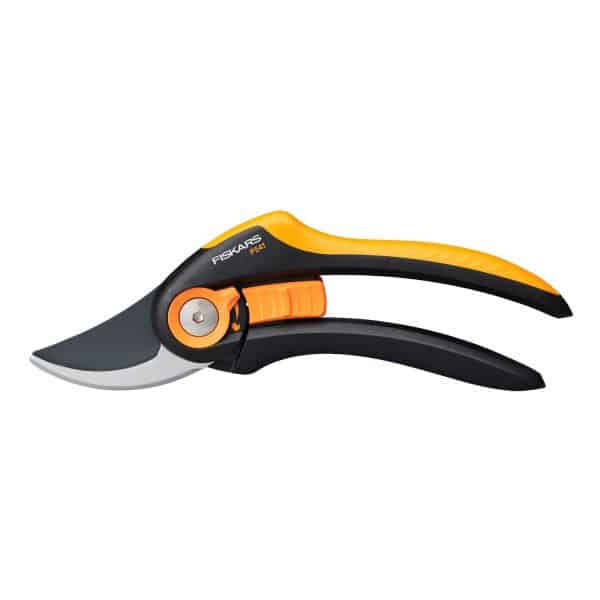 Fiskars Bypass-Gartenschere Plus SmartFit P541