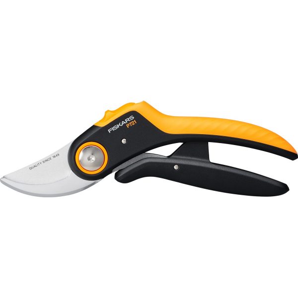 Fiskars Bypass-Gartenschere Plus Power Lever P721